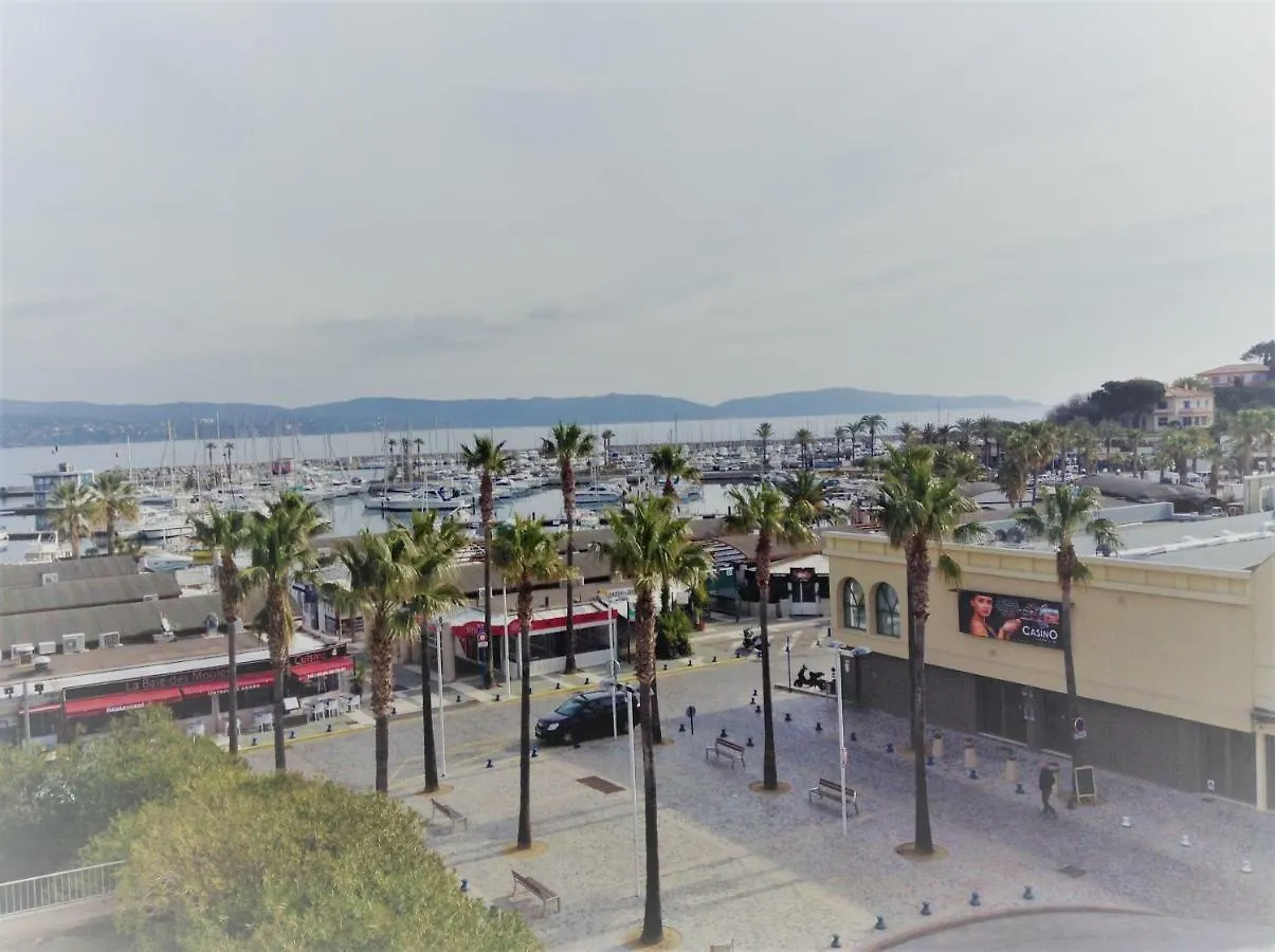 Penthouse Proche St Tropez-Cavalaire location